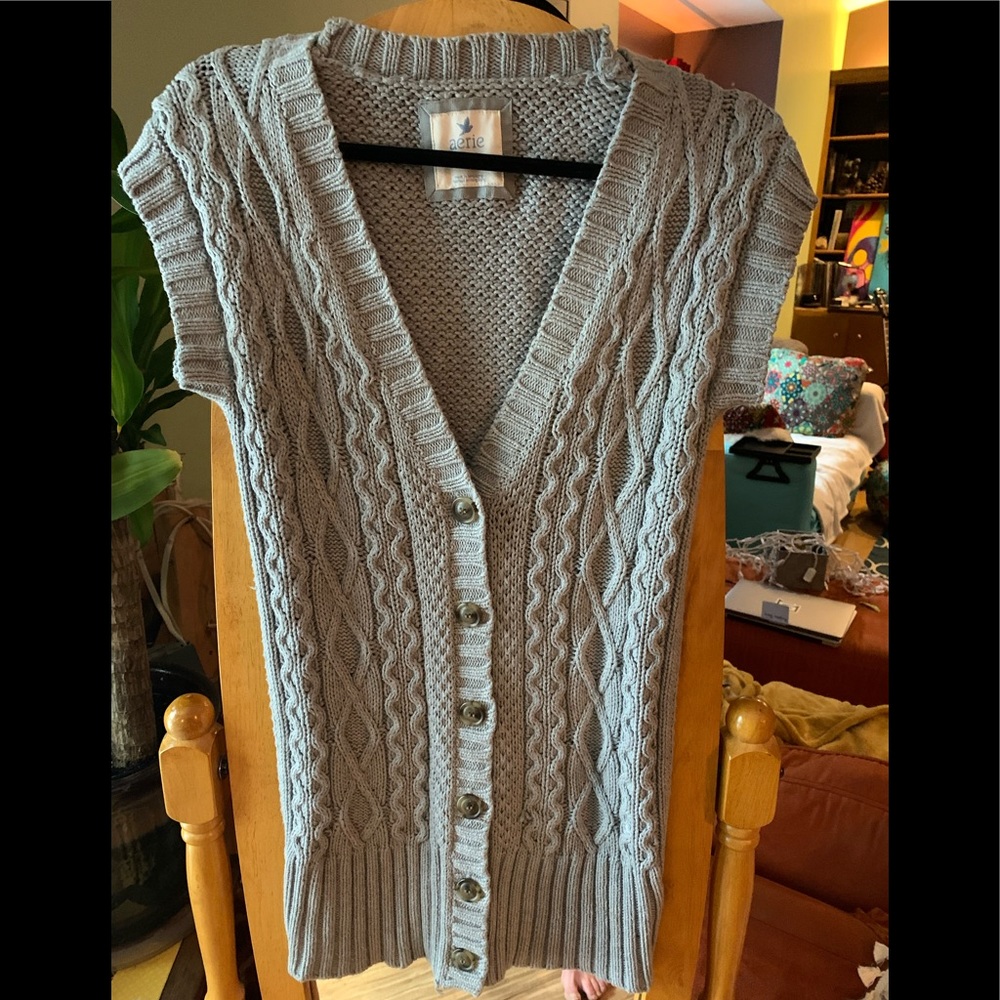 🔥2/$20 Aerie sleeveless sweater duster.
